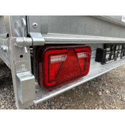 ZASŁAW 265SU XL uchylna 265x147 Przyczepka Samochodowa LED